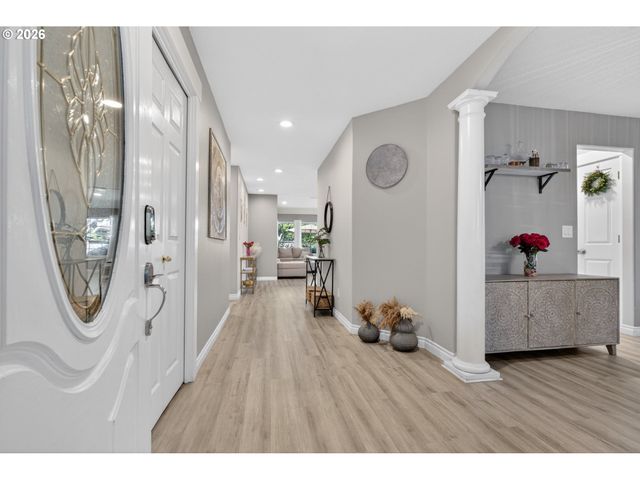 797 Nw WALLULA Ave, Gresham, OR 97030