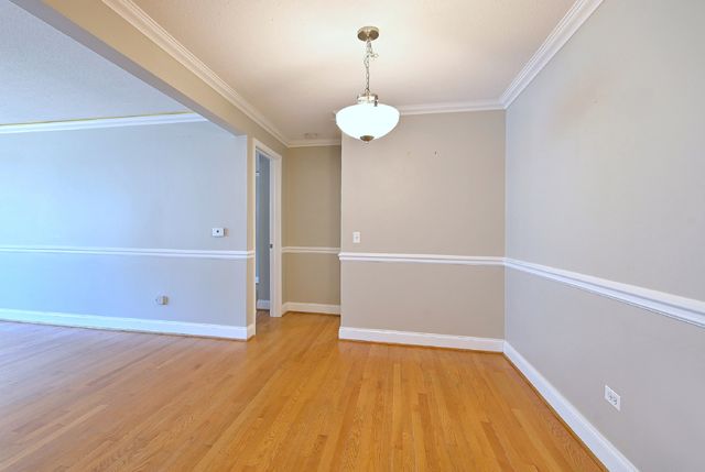 4932 N Leonard Drive 2A, Norridge, IL 60706