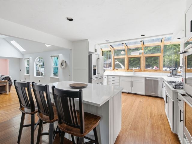 2 Foley Dr, Southborough, MA 01772