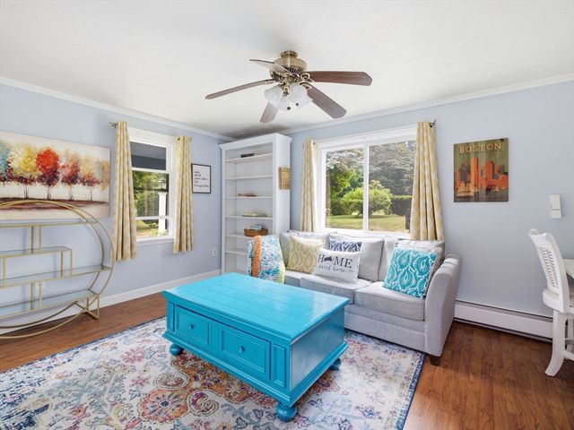 2 Foley Dr, Southborough, MA 01772