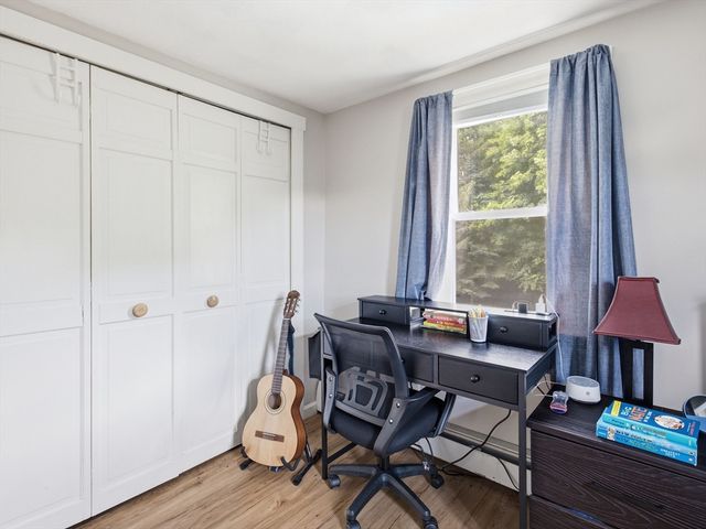 2 Foley Dr, Southborough, MA 01772