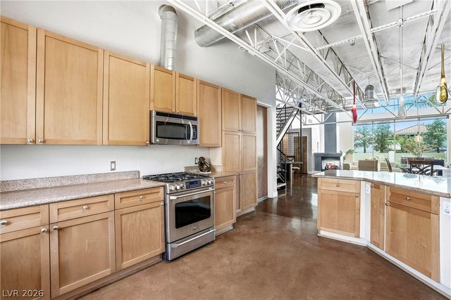 5084 Thunder River Circle, Las Vegas, NV 89148