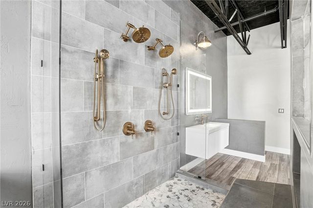 5084 Thunder River Circle, Las Vegas, NV 89148