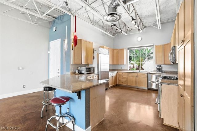 5084 Thunder River Circle, Las Vegas, NV 89148