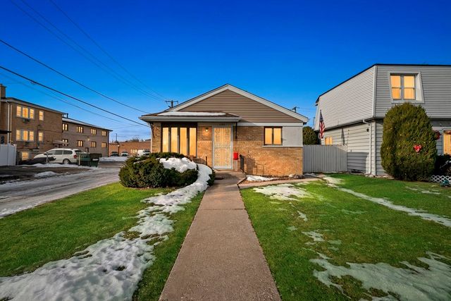 7852 Neenah Avenue, Burbank, IL 60459