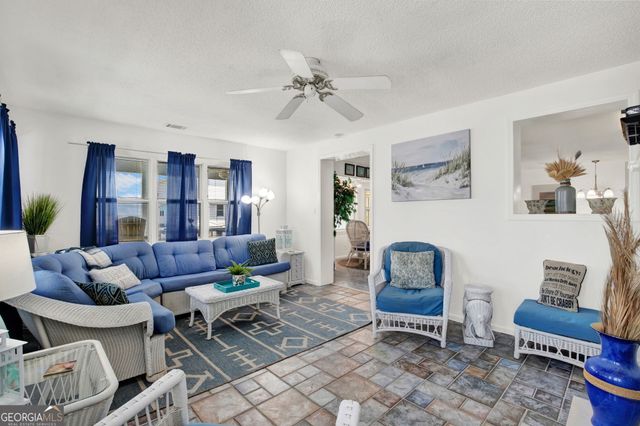 4 13th Lane, Tybee Island, GA 31328