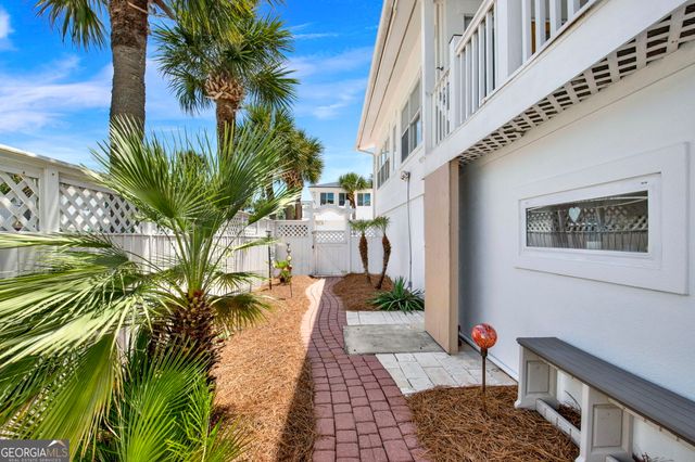4 13th Lane, Tybee Island, GA 31328