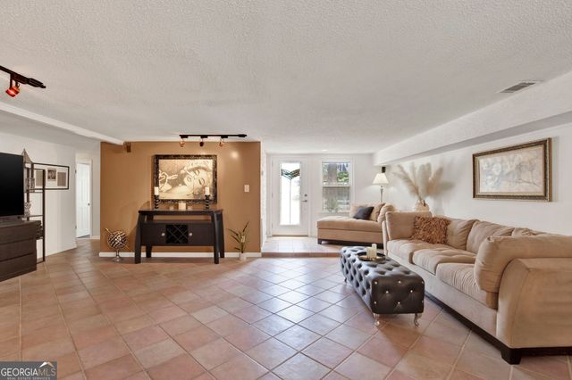 4 13th Lane, Tybee Island, GA 31328