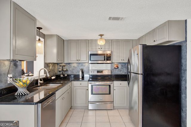 4 13th Lane, Tybee Island, GA 31328