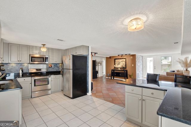 4 13th Lane, Tybee Island, GA 31328