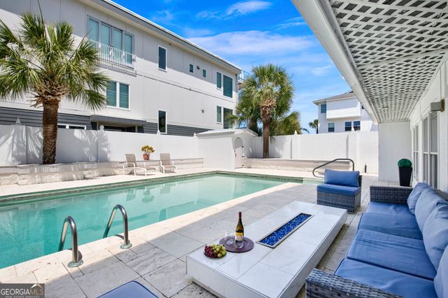 4 13th Lane, Tybee Island, GA 31328