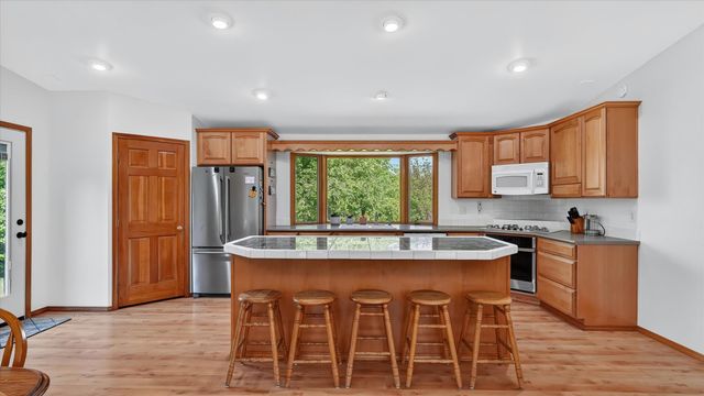14710 E 36th Ave, Veradale, WA 99037