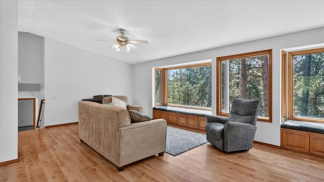 14710 E 36th Ave, Veradale, WA 99037