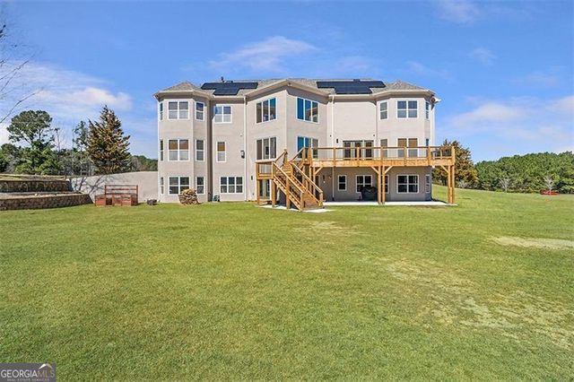 525 WATERS Way, Fayetteville, GA 30215