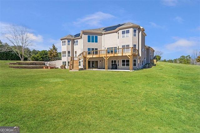 525 WATERS Way, Fayetteville, GA 30215