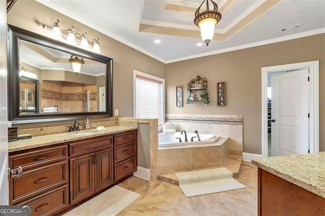 525 WATERS Way, Fayetteville, GA 30215