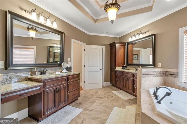 525 WATERS Way, Fayetteville, GA 30215