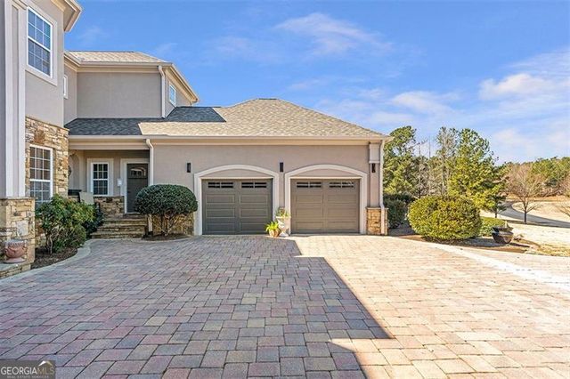 525 WATERS Way, Fayetteville, GA 30215