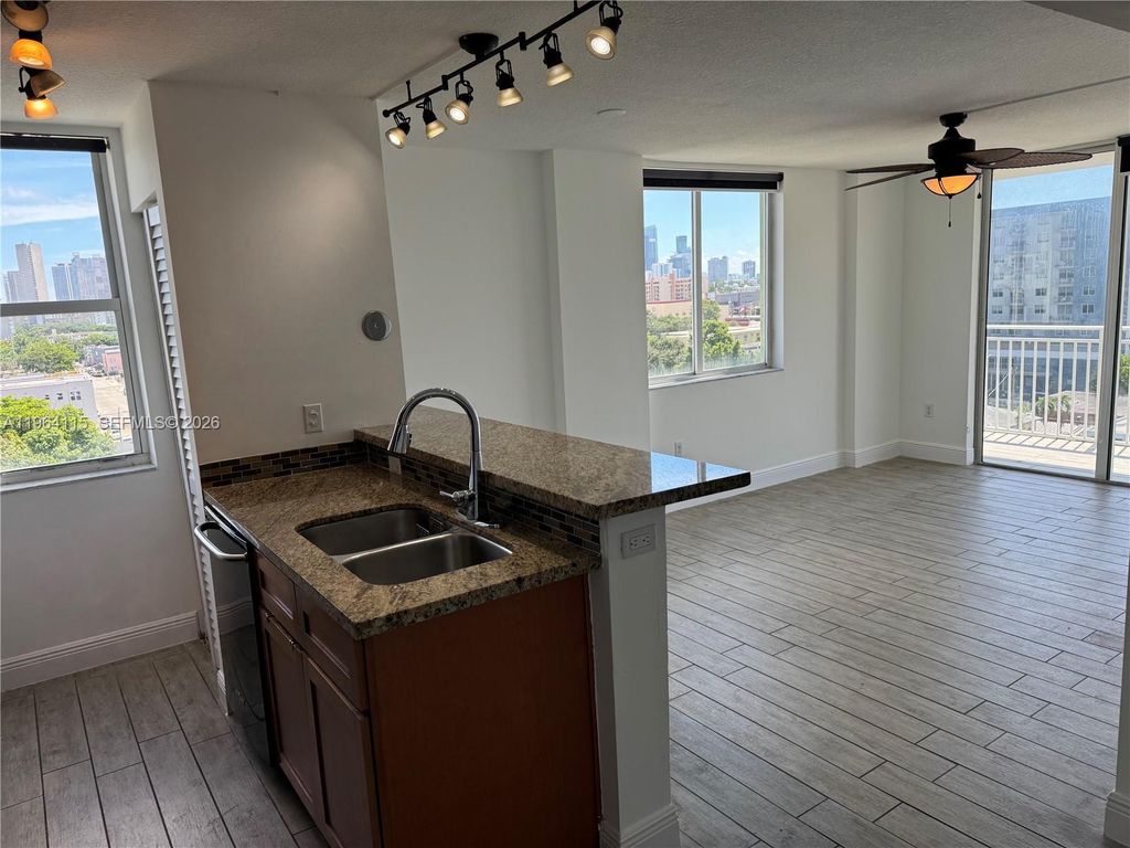 219 NW 12th Ave 711, Miami, FL 33128