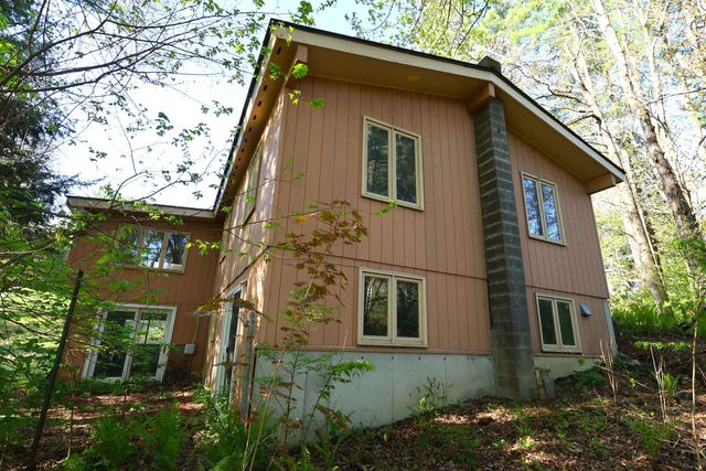 38 Marshall Avenue, Hartford, VT 05001