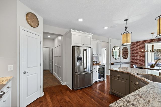 3625 Strawberry Lane, Excelsior, MN 55331