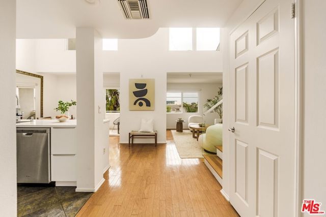 13200 Pacific Promenade 448, Los Angeles, CA 90094