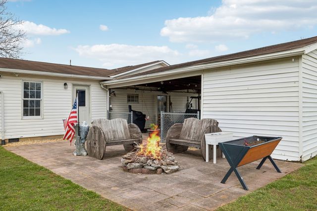 107 Christina Dr, Columbia, TN 38401