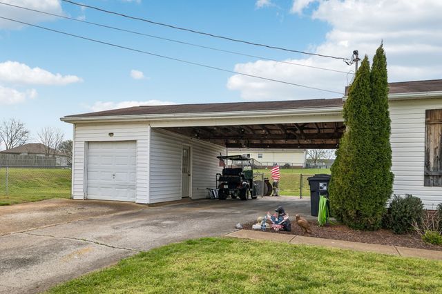 107 Christina Dr, Columbia, TN 38401