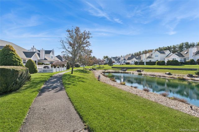 53 Goose Neck Lane, Riverhead, NY 11901