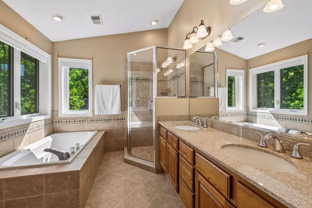 10455 170th Street W, Lakeville, MN 55044