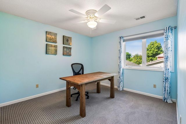 10455 170th Street W, Lakeville, MN 55044