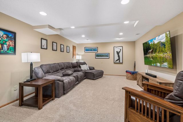 10455 170th Street W, Lakeville, MN 55044