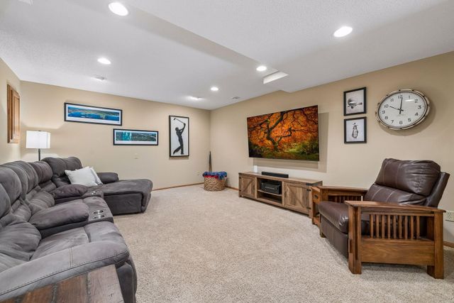 10455 170th Street W, Lakeville, MN 55044