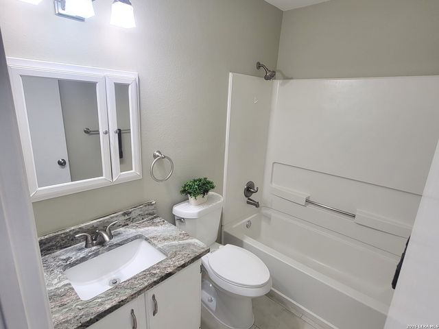 4607 Camas, San Antonio, TX 78247