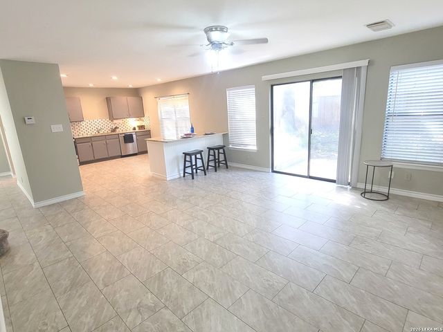 4607 Camas, San Antonio, TX 78247