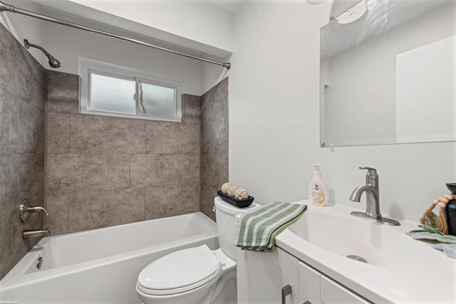 31720 Saint Margaret Street, St Clair Shores, MI 48082