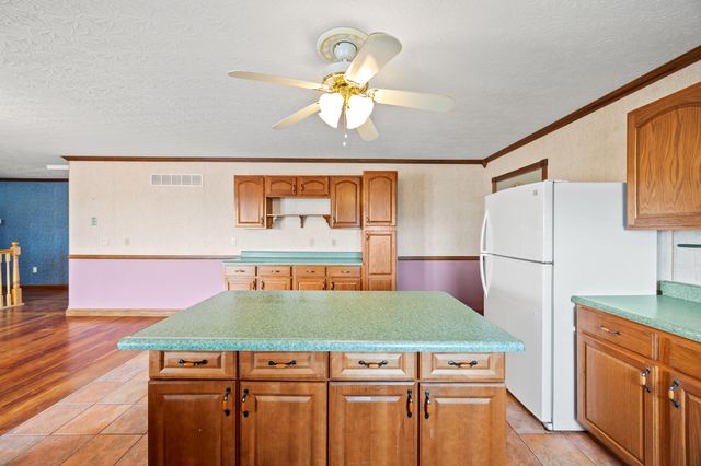 6477 W State Highway 22, Falmouth, KY 41040