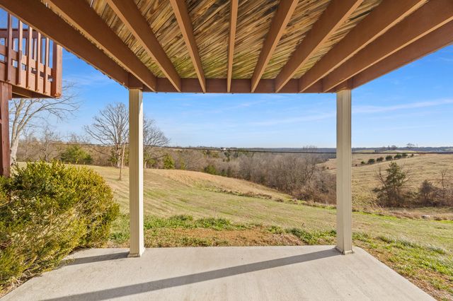 6477 W State Highway 22, Falmouth, KY 41040