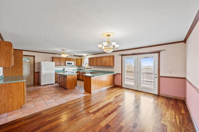 6477 W State Highway 22, Falmouth, KY 41040