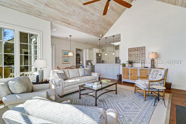 51 Lexington Dr, Bluffton, SC 29910