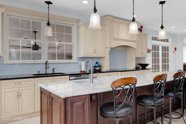 9 Angel Court, Howell, NJ 07731
