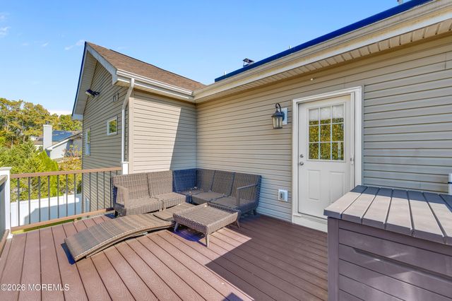 9 Angel Court, Howell, NJ 07731