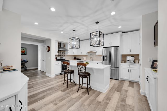 9 Angel Court, Howell, NJ 07731