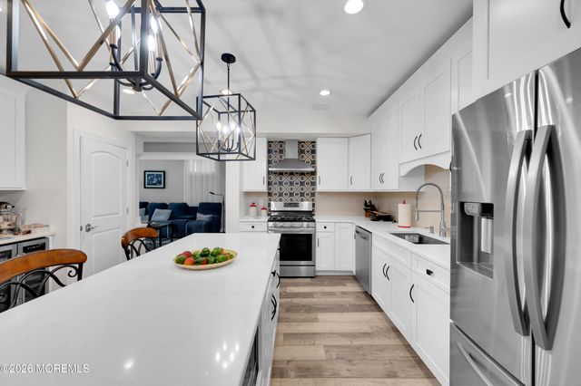 9 Angel Court, Howell, NJ 07731
