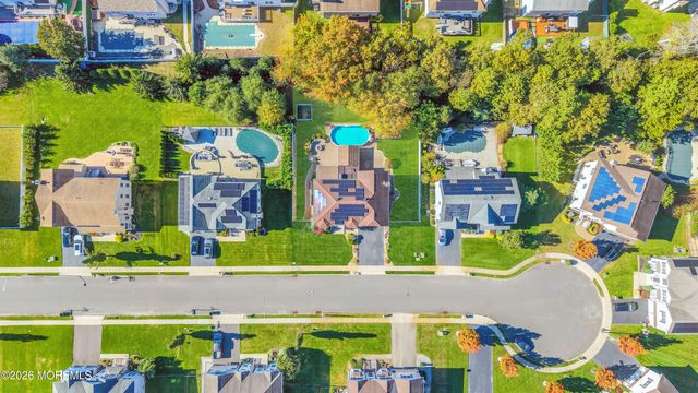 9 Angel Court, Howell, NJ 07731