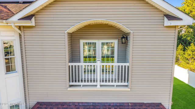 9 Angel Court, Howell, NJ 07731