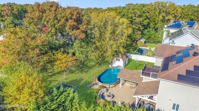 9 Angel Court, Howell, NJ 07731