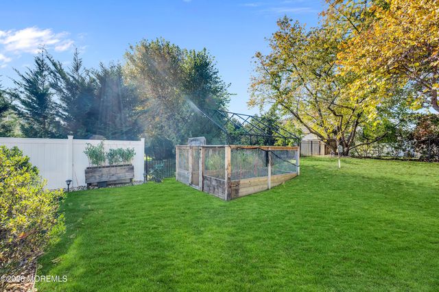9 Angel Court, Howell, NJ 07731