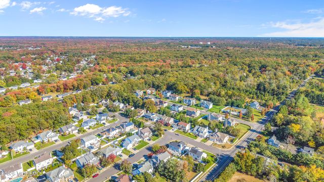 9 Angel Court, Howell, NJ 07731