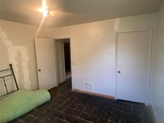 1604 5th Street, Goldthwaite, TX 76844